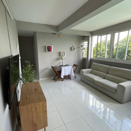 Appartement Lalau Avec Vue Sur La Mer Et Piscine Шелшер Екстериор снимка