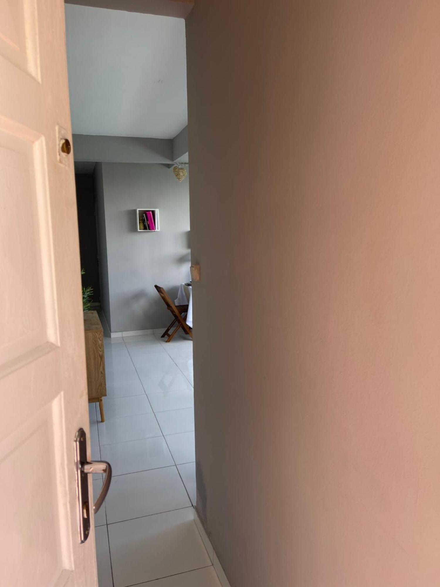 Appartement Lalau Avec Vue Sur La Mer Et Piscine Шелшер Екстериор снимка